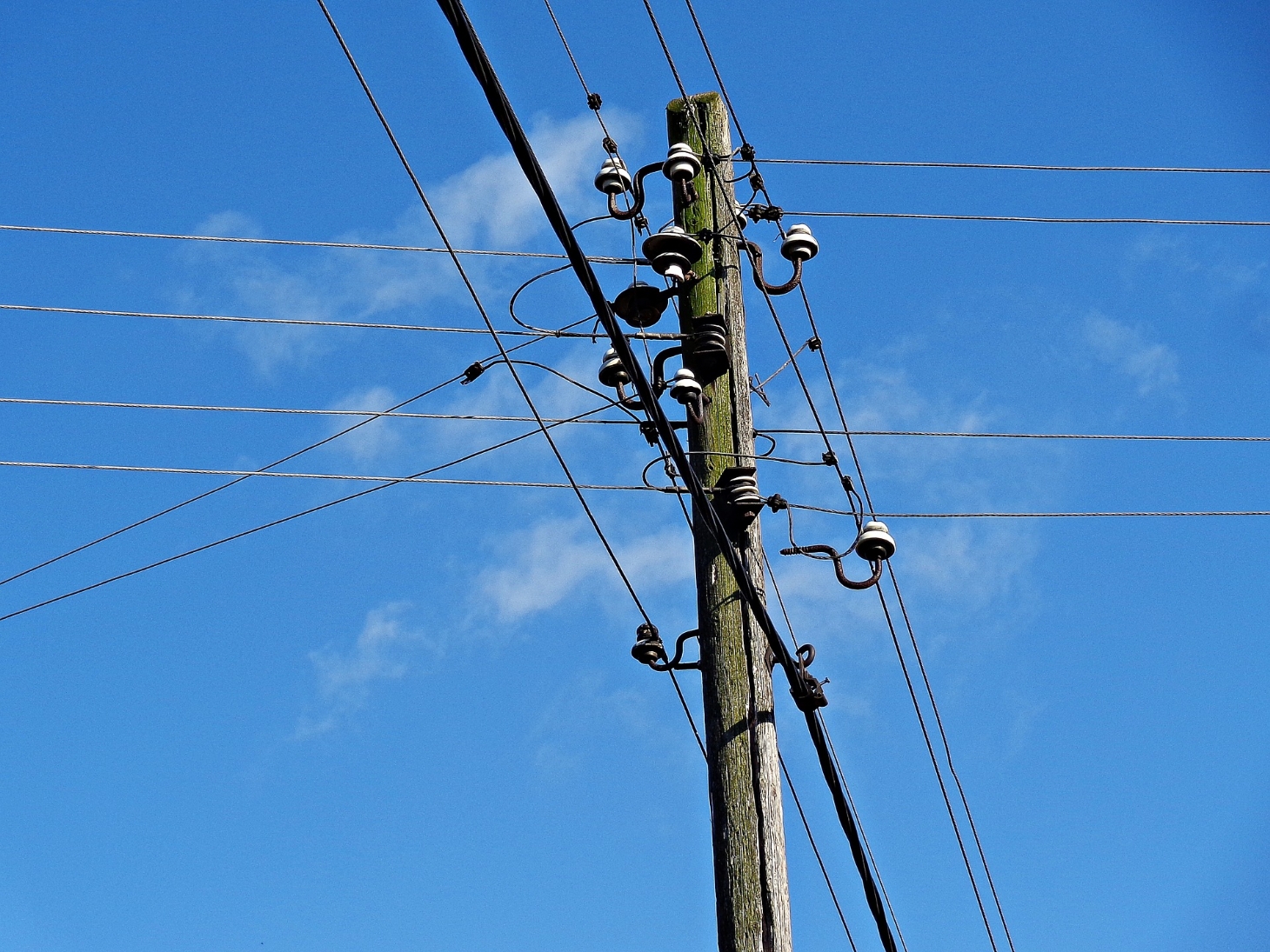 CPFL Piratininga identifica 9,2 mil casos de fraude e furto de energia elétrica na Baixada Santista em 2019 | Jornal da Orla