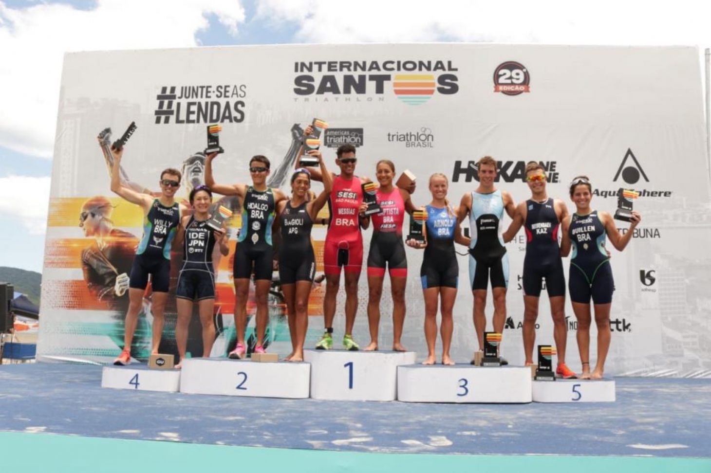 Brasileiros vencem o 29º Triathlon Internacional de Santos | Jornal da Orla