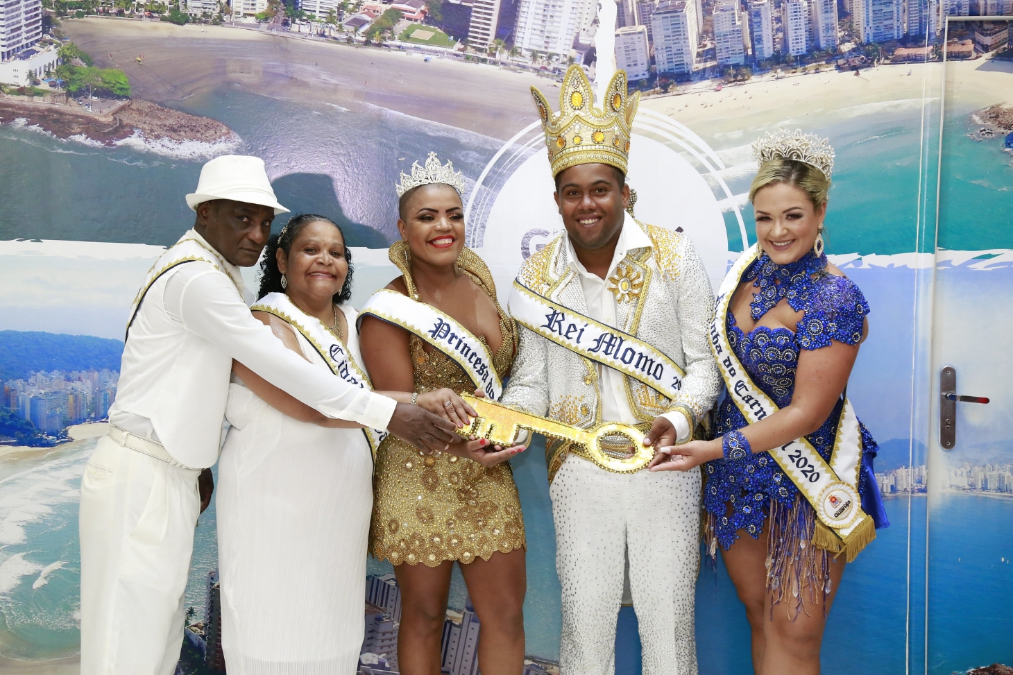 Corte carnavalesca de Guarujá recebe chave da Cidade nesta quarta-feira (12)