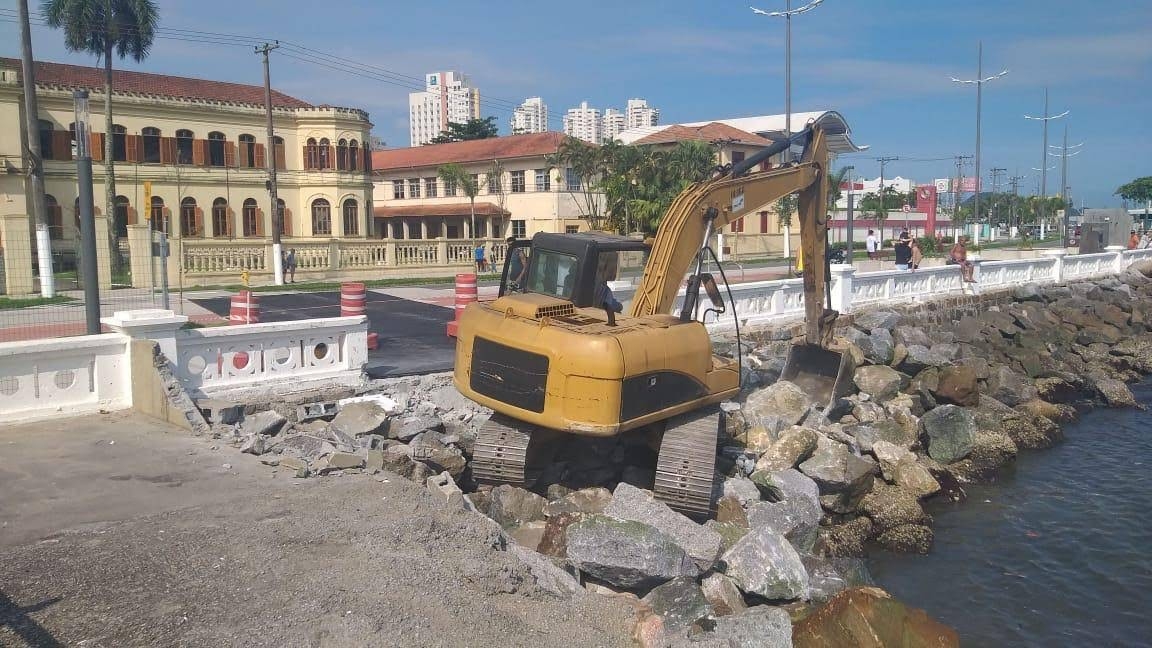 Iniciada a recuperação do Deck do Pescador na Ponta da Praia
