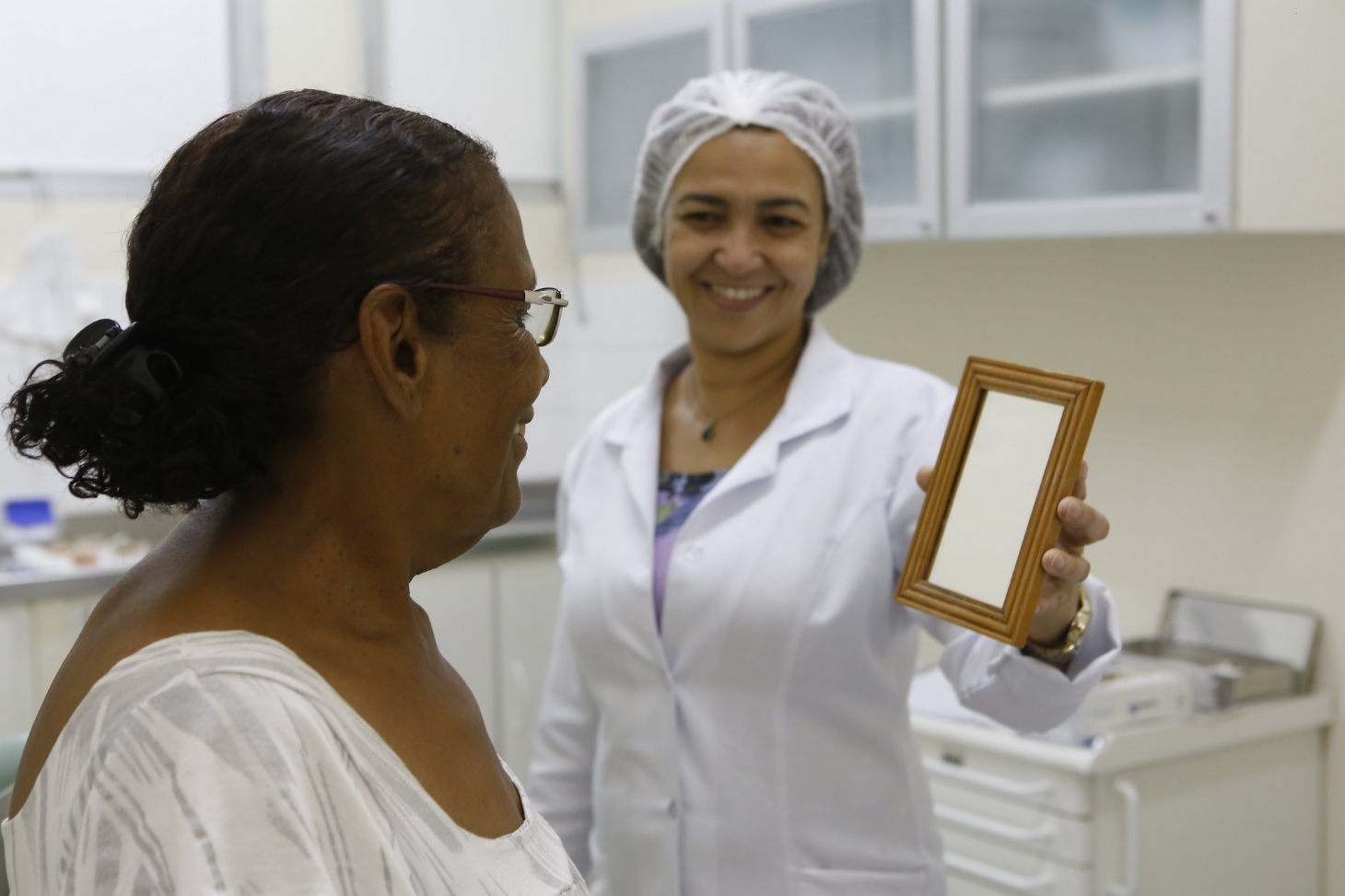 Em dois anos, Guarujá entregou mais de 2.500 próteses dentárias