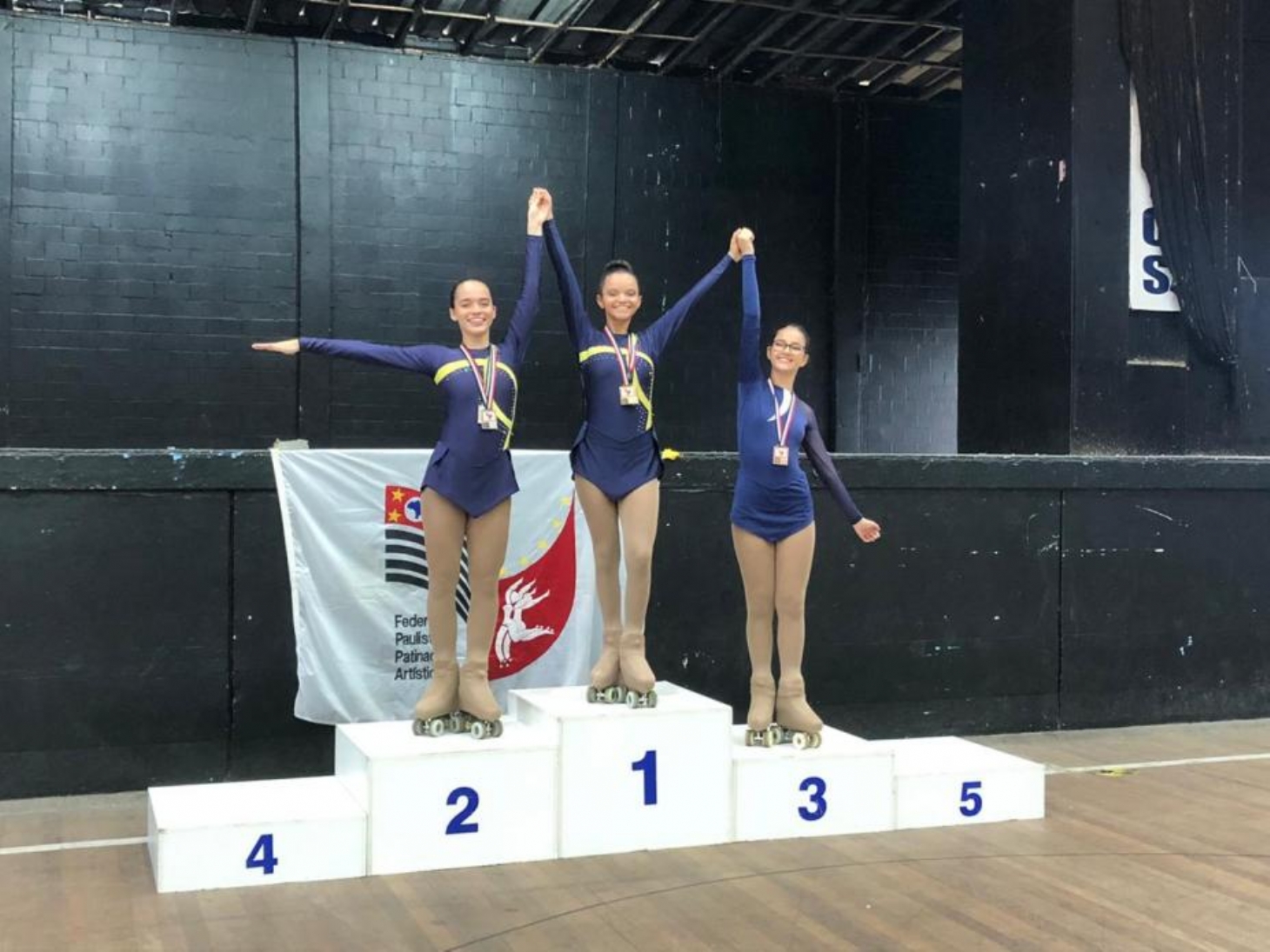 Santistas se destacam em competições de Patinação Artística
