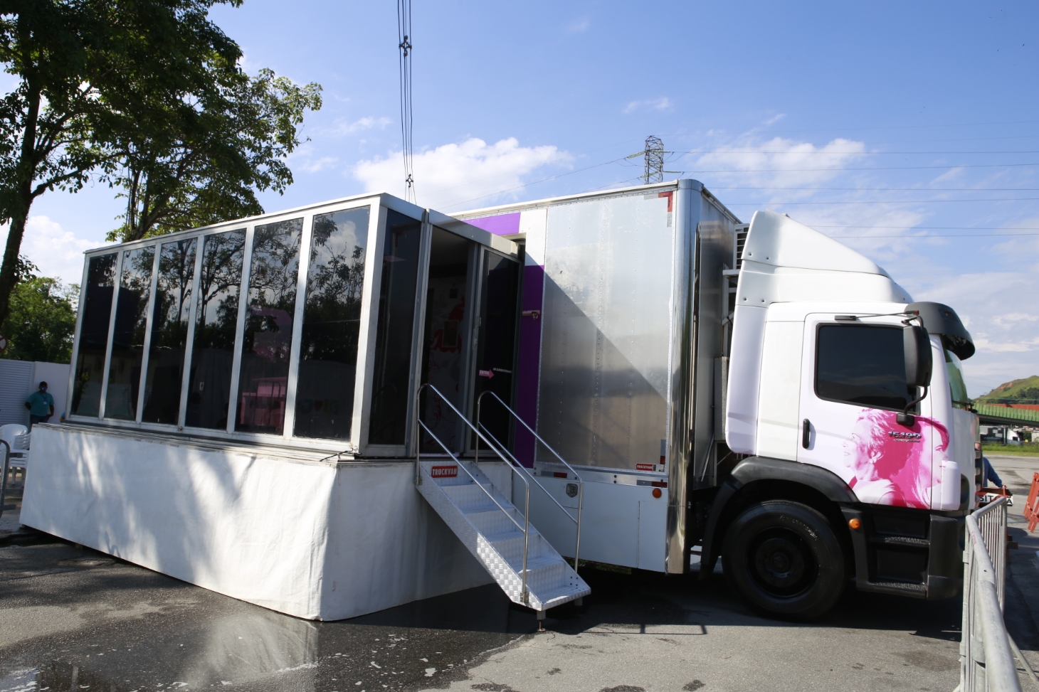 Em Guarujá, equipamentos reforçam atendimento a casos suspeitos de coronavírus