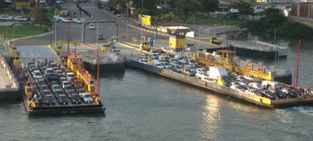 Por coronavírus, travessia de balsas entre Santos e Guarujá adota restrições | Jornal da Orla