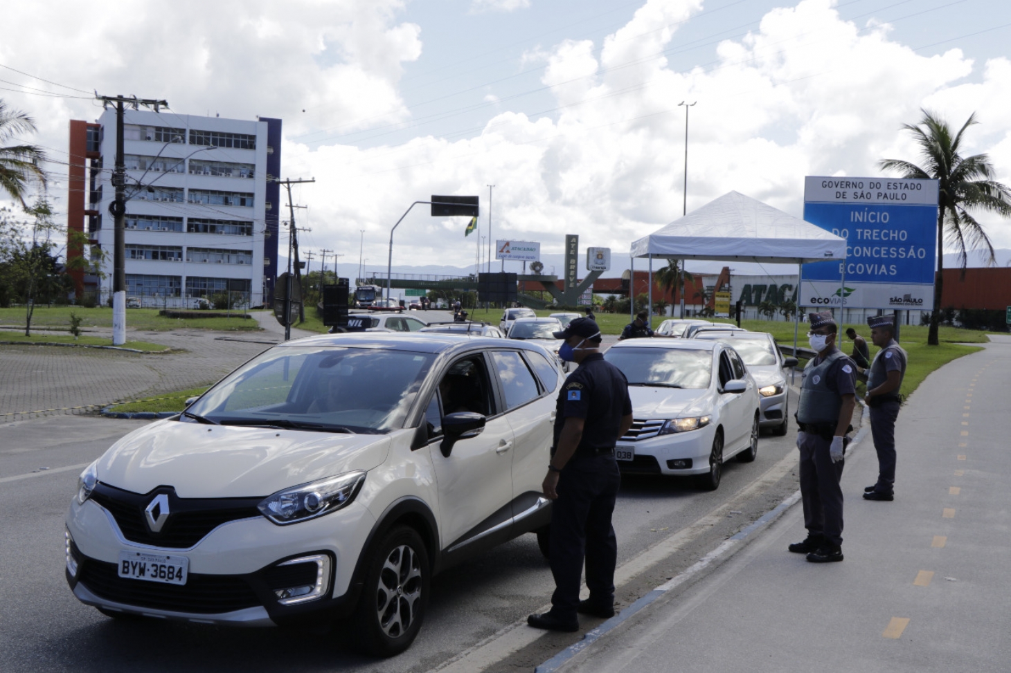 Guarujá decreta calamidade pública e restringe acessos à cidade