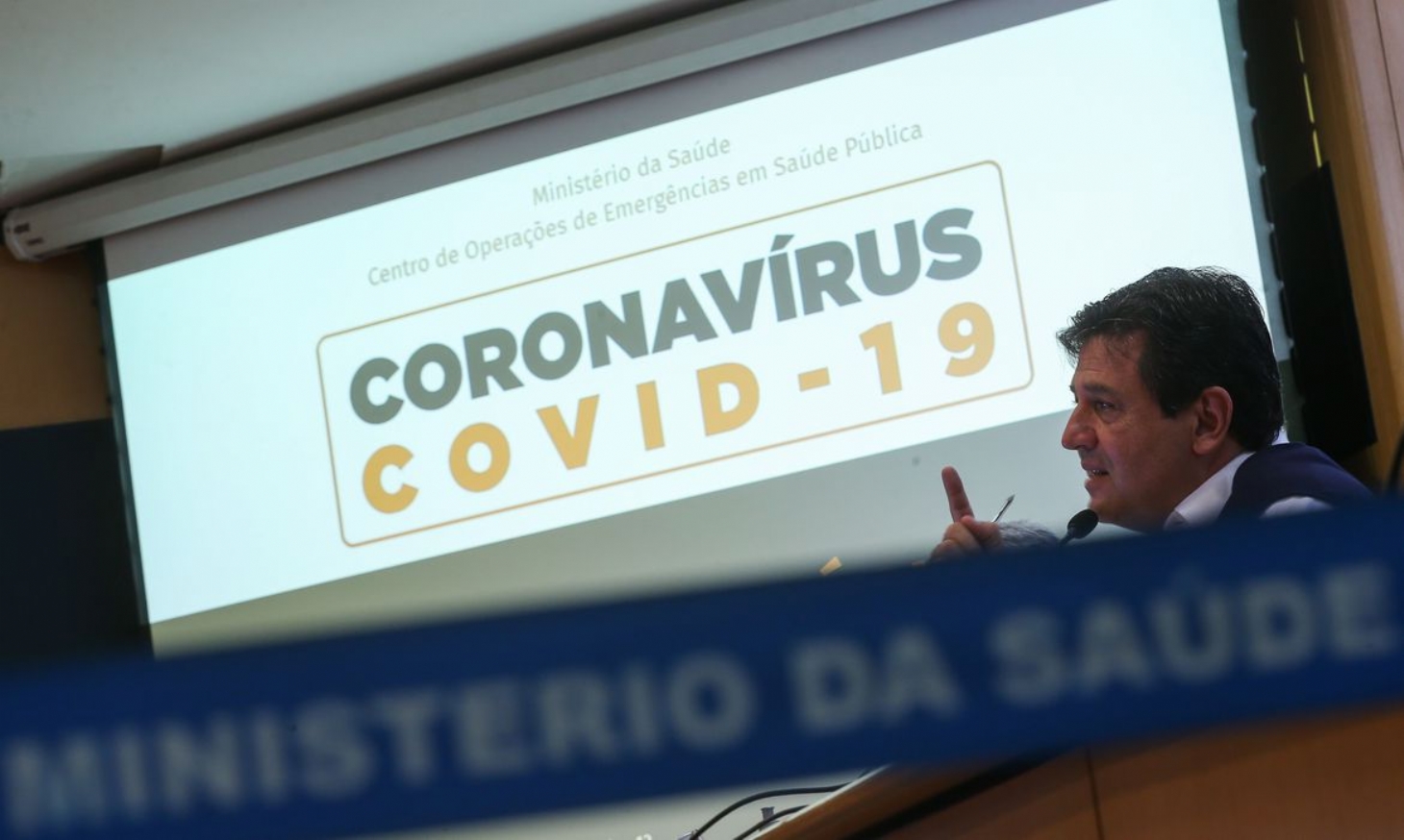 Brasil tem 114 mortes e 3.904 casos por covid-19 | Jornal da Orla
