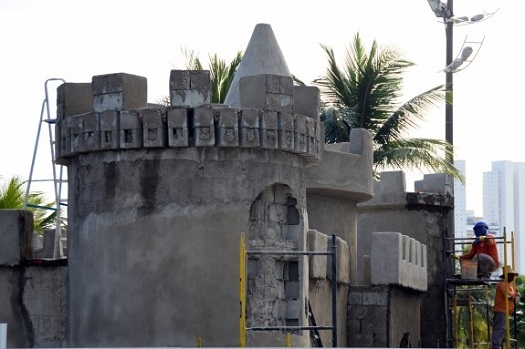 Castelo de areia gigante promete ser atração na orla de Praia Grande | Jornal da Orla