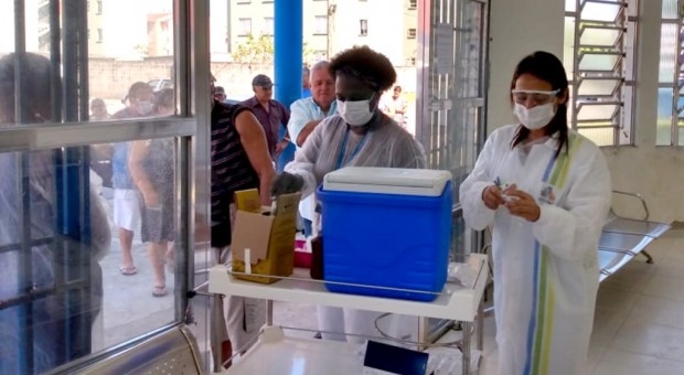 Mongaguá recebe mais 2 mil doses de vacina contra Influenza