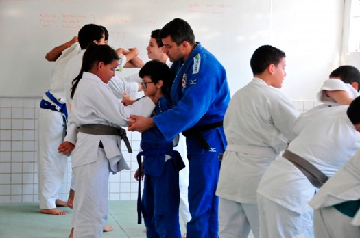 SuperEscola esportivo de Praia Grande oferece vagas para alunos da Cidade