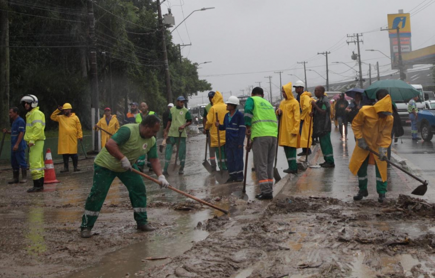 Governo reconhece situação de emergência na Baixada Santista
