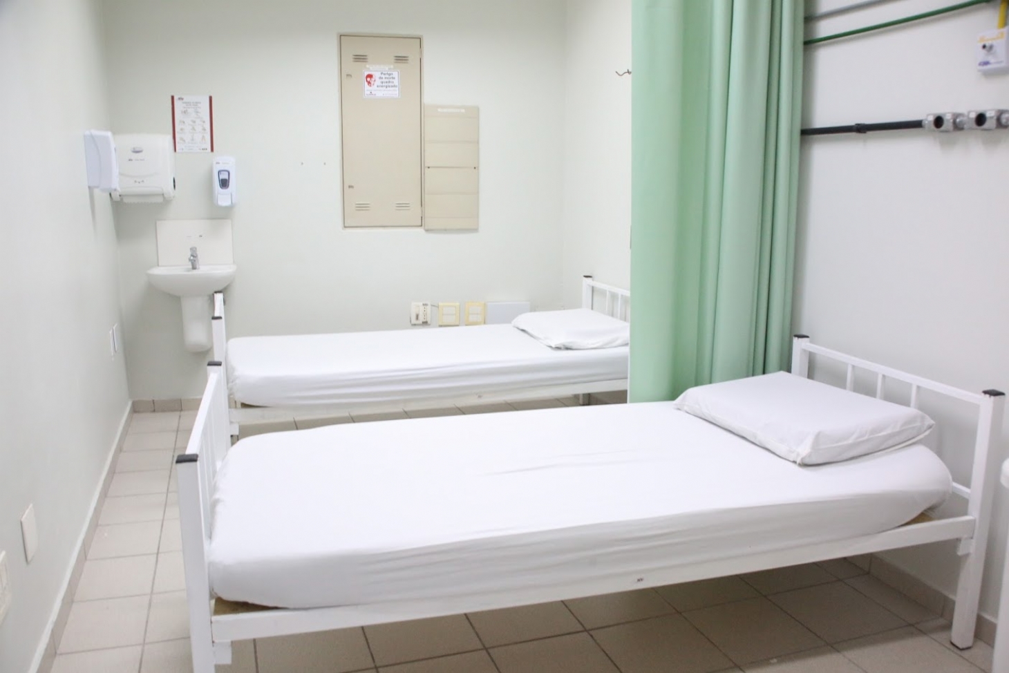 Novo hospital de campanha em Santos está pronto para receber pacientes