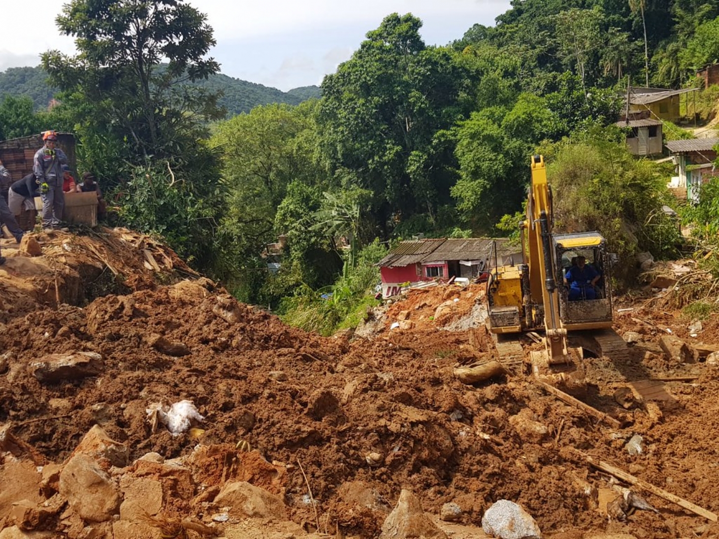 Mais de 400 famílias já recebem benefício de locação social em Guarujá