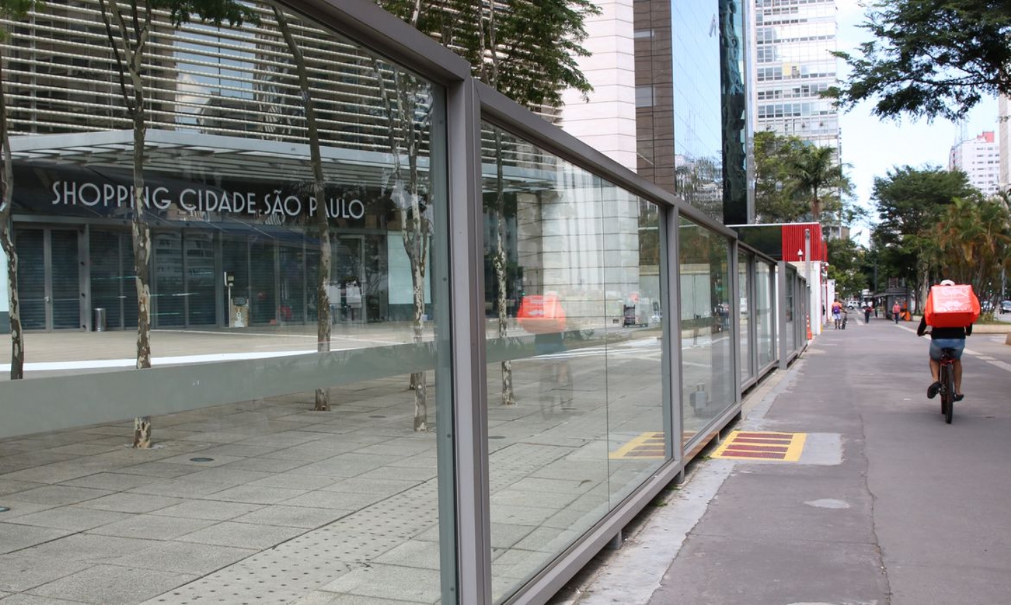 Adesão ao isolamento social fica em 54chr37 no estado de São Paulo