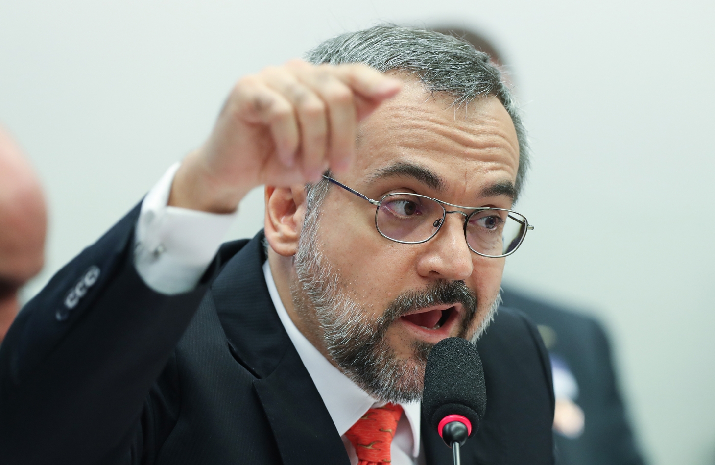 STF abre inquérito contra ministro da Educação por suposto racismo