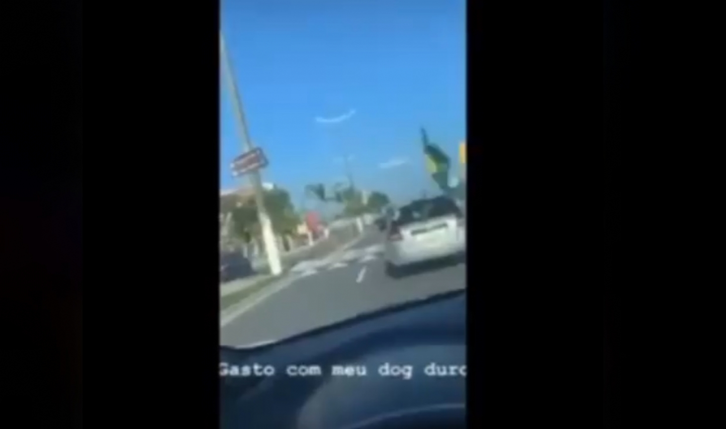 Polícia Civil identifica homem que exibiu arma e canivete durante manifestação em Santos
