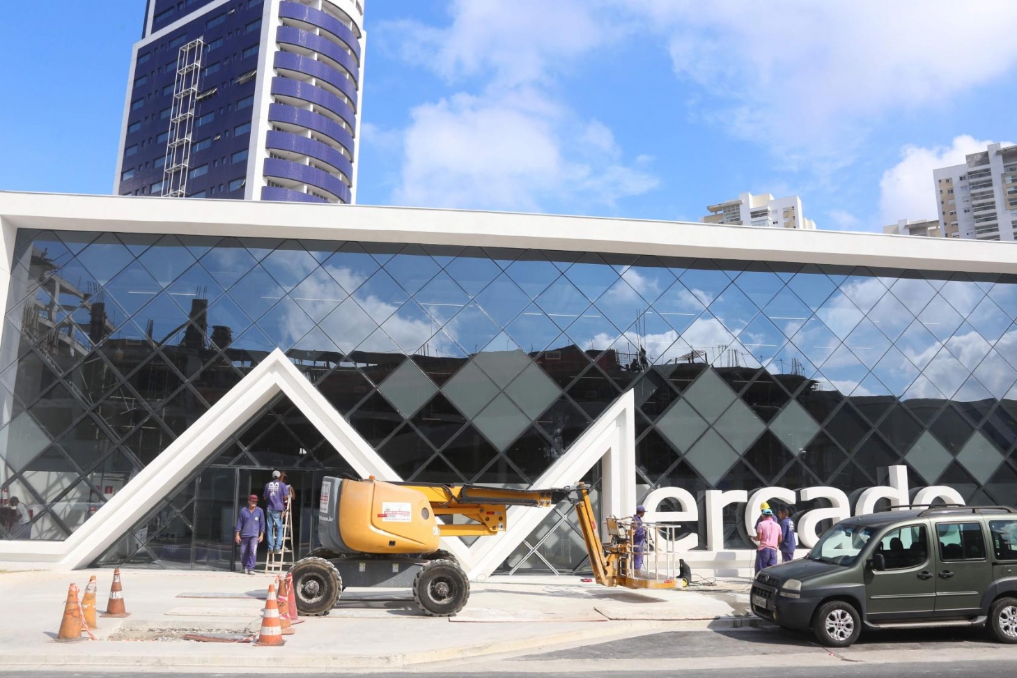 Concluída a obra civil do novo Mercado de Peixes de Santos