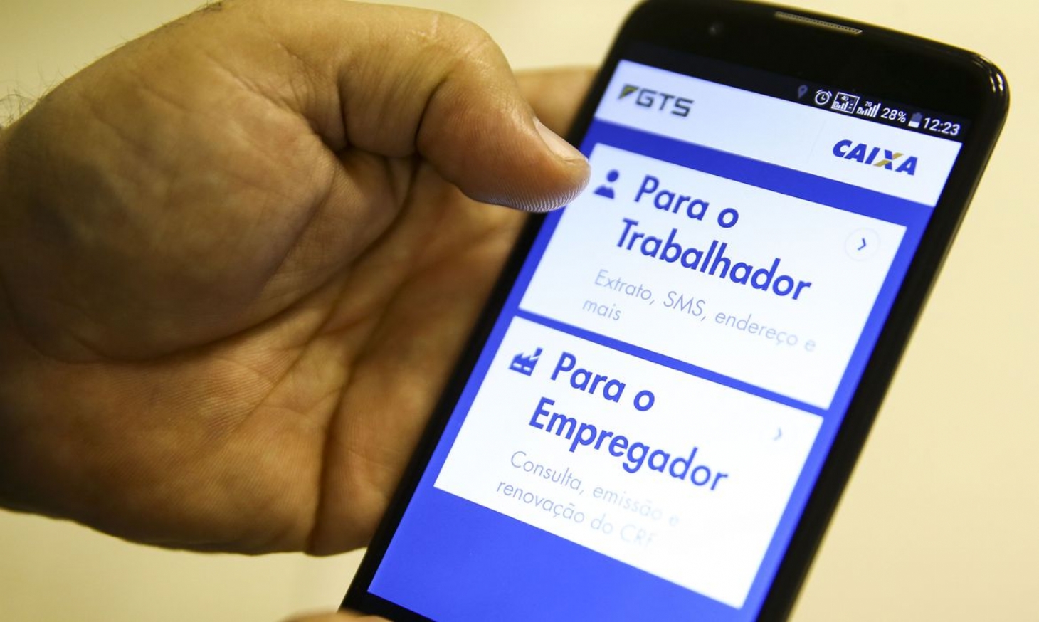 Caixa lançará na terça aplicativo para cadastro em renda emergencial | Jornal da Orla