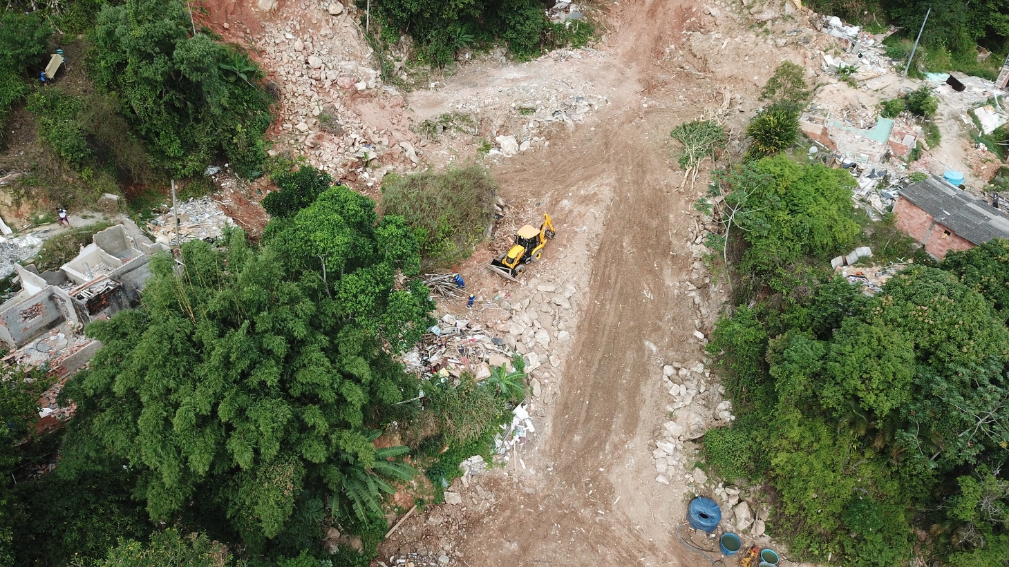Começam as obras de contenção no Morro da Bela Vista, em Guarujá