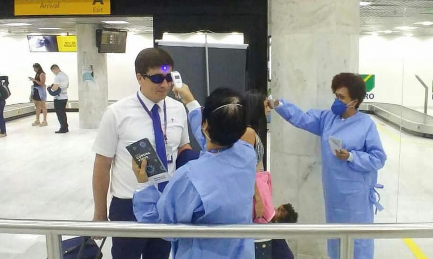 Primeiros afetados pela covid-19 no Brasil tinham, em média, 39 anos