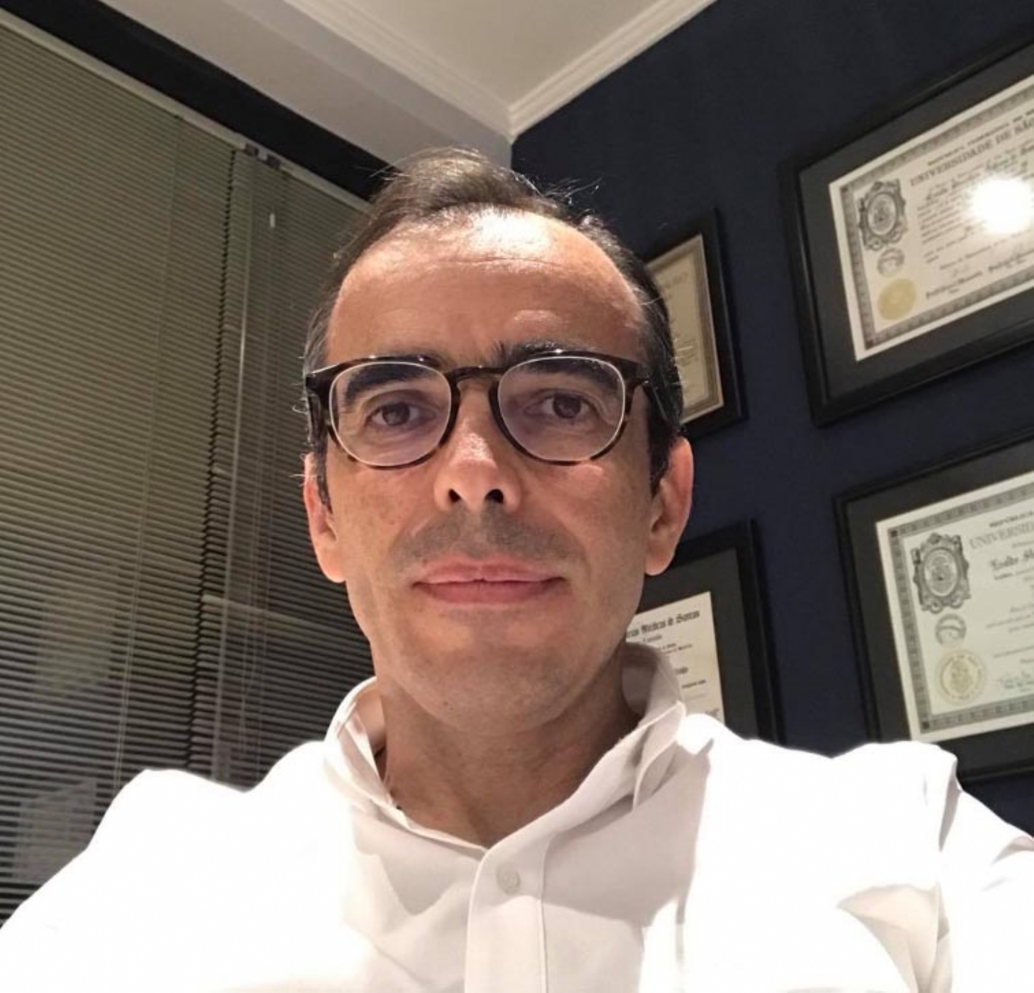 chr34Estamos mais próximo do lockdown do que da aberturachr34, alerta infectologista