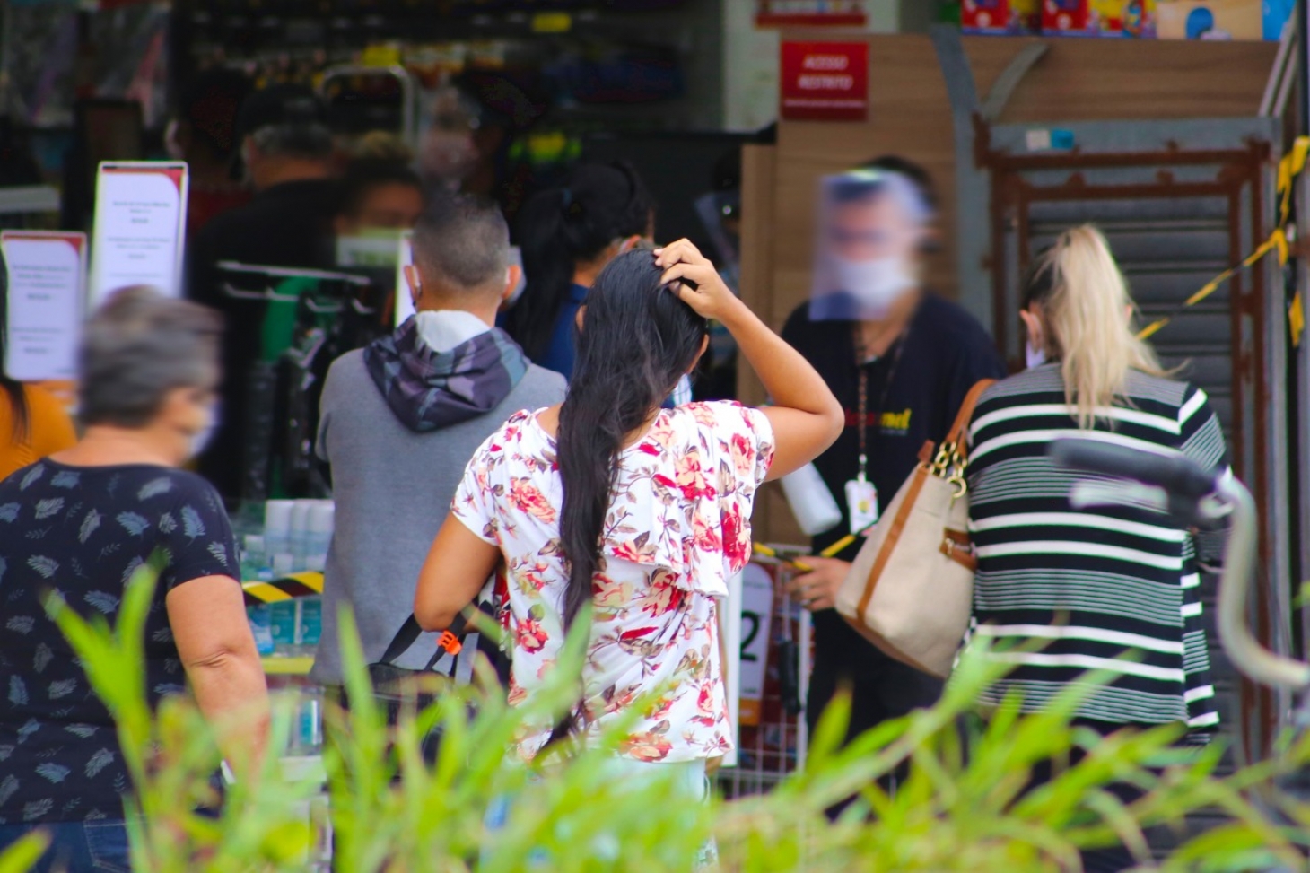 Guarujá prepara reabertura do comércio para a próxima semana