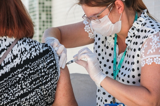 Mais de 93 mil doses de vacina contra gripe já foram aplicadas em PG | Jornal da Orla