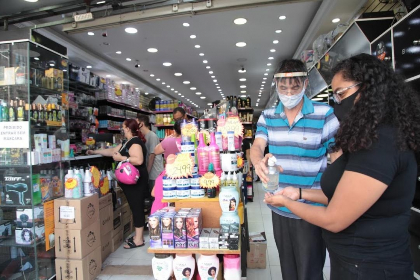 Veja os horários e exigências para atividades comerciais na fase amarela em Santos
