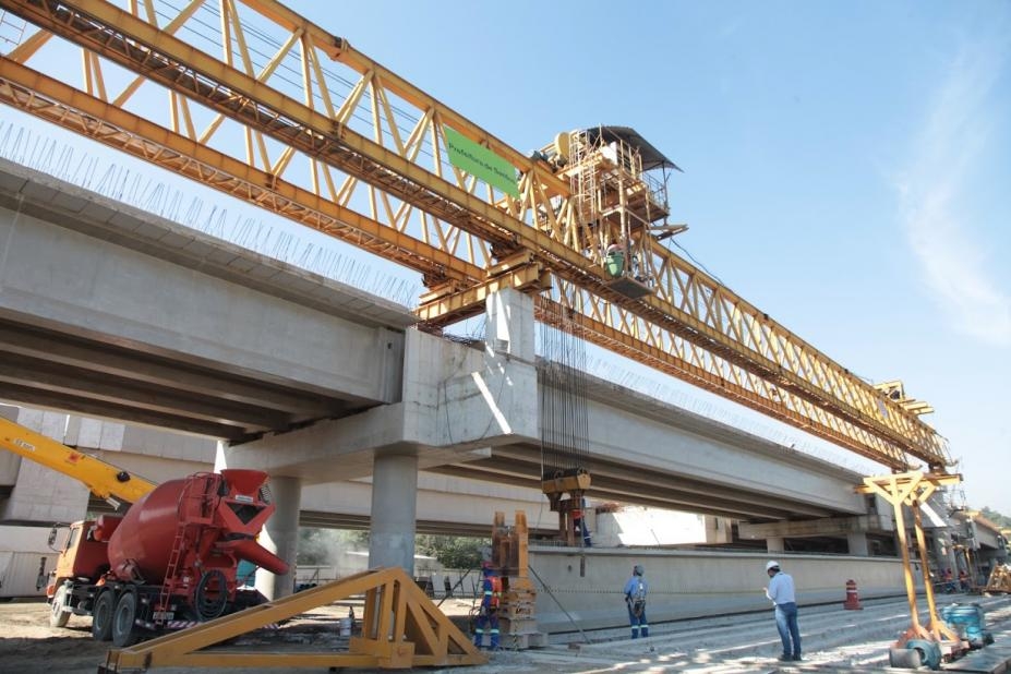 Obra de ponte de acesso a Santos tem nova etapa concluída