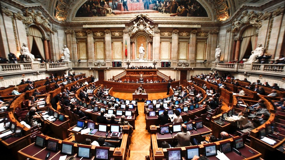 Mudança na Lei de Nacionalidade Portuguesa é aprovada por maioria | Jornal da Orla