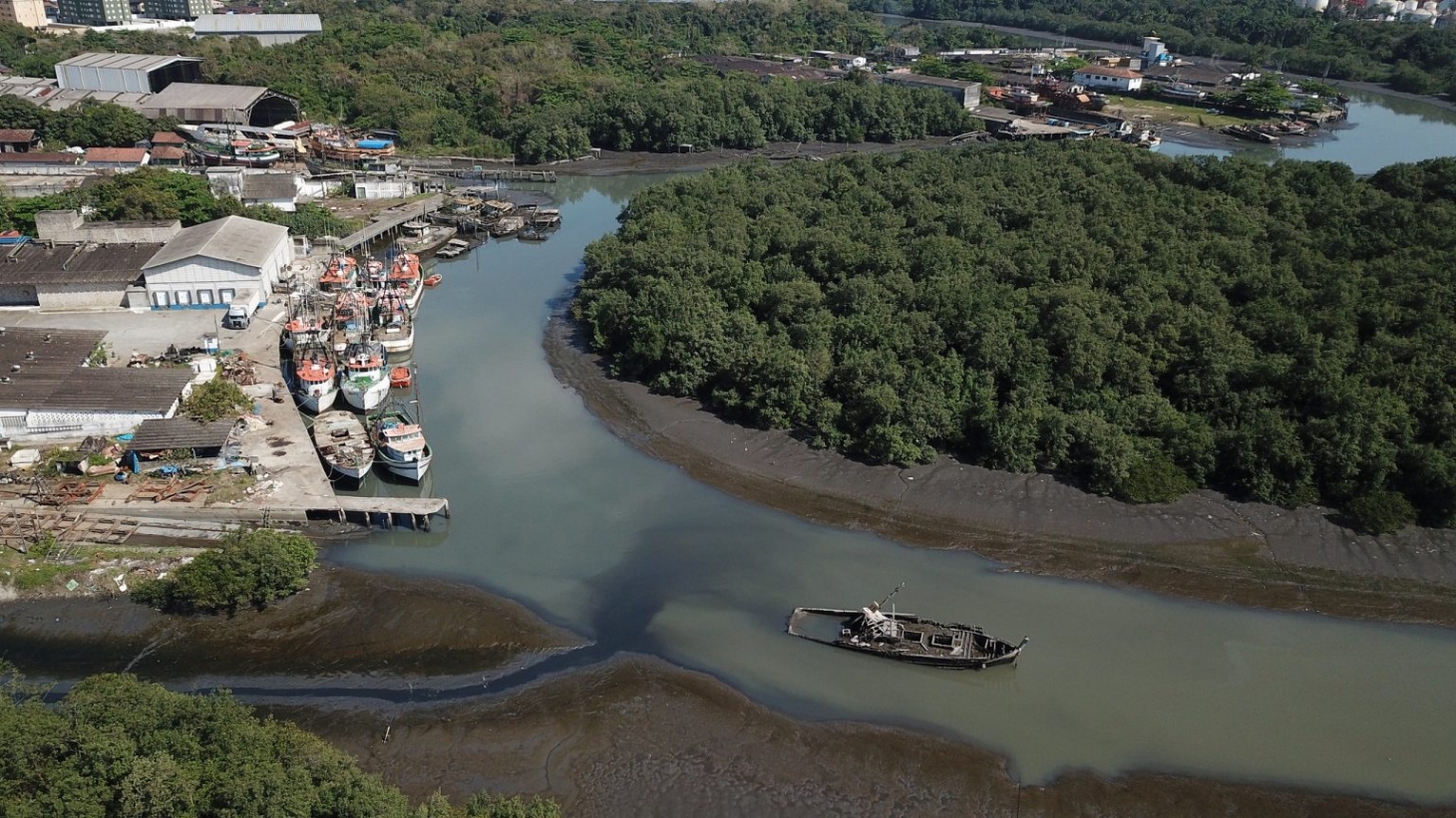 Piscinões e obras complementares vão combater enchentes em Guarujá