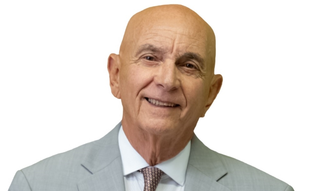 PTB define Bayard como candidato a prefeito e ultramaratonista como vice