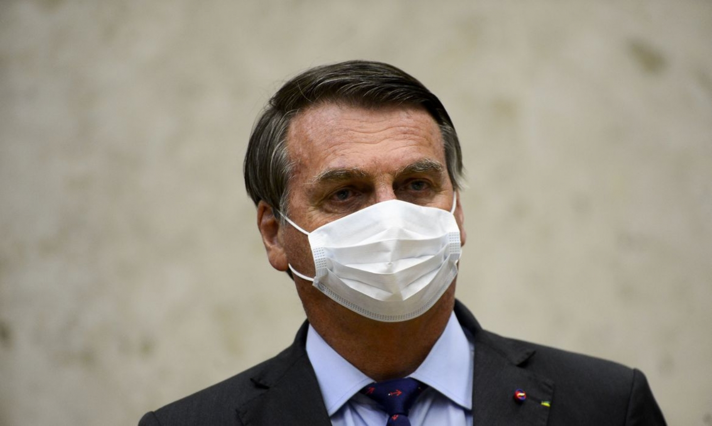 Bolsonaro está sem febre ou dor após cirurgia | Jornal da Orla