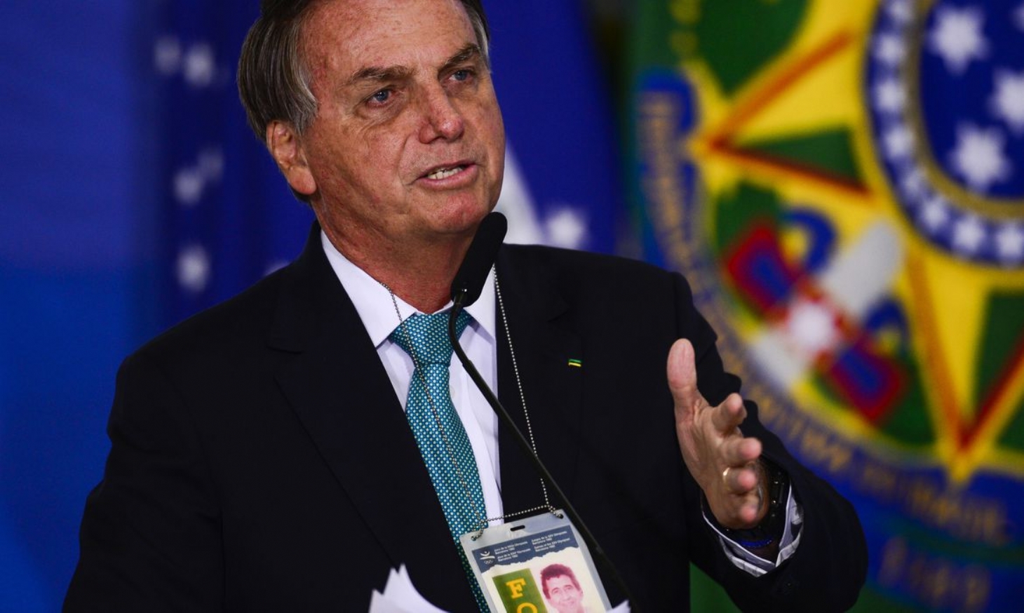 Bolsonaro volta a criticar vacinas e promete novidade sobre tratamento precoce | Jornal da Orla