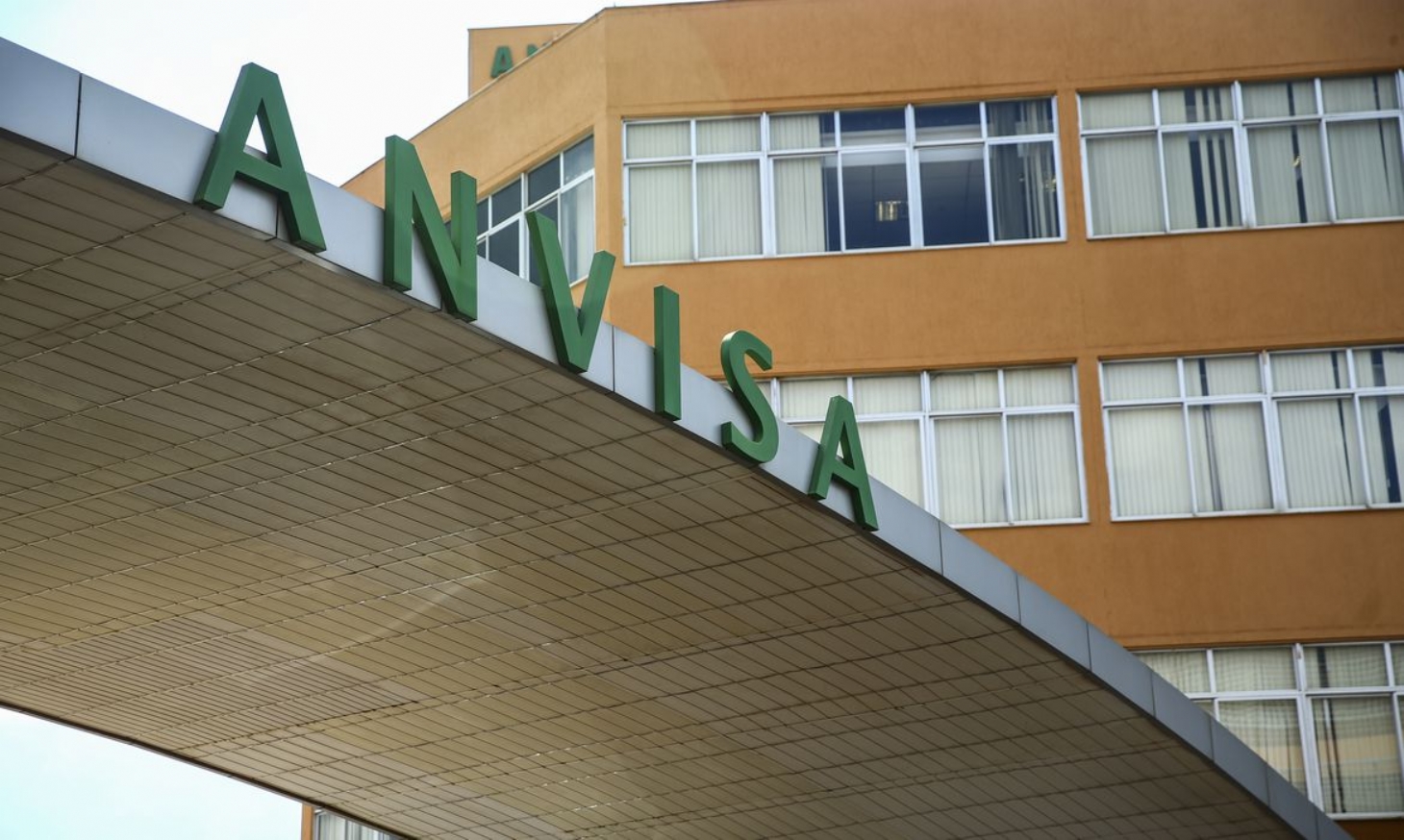 Covid-19: USP apresenta proposta de vacina de spray para Anvisa | Jornal da Orla