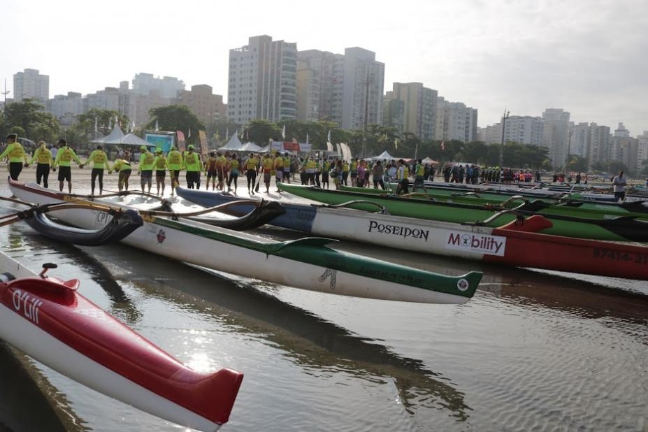 Tradicional prova de canoa havaiana em Santos acontece neste sábado | Jornal da Orla