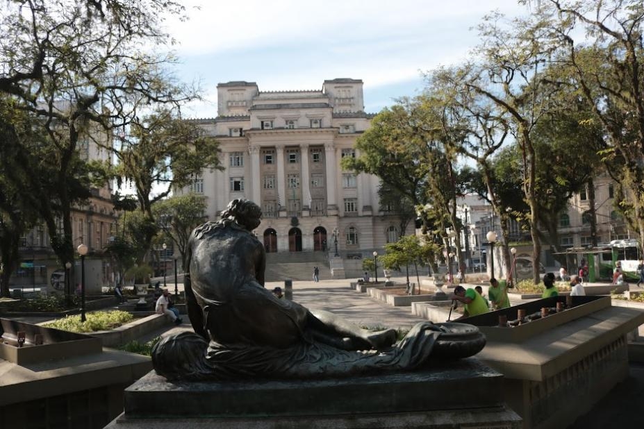 Praça Mauá receberá estandes para prestação de serviços nesta sexta (5) | Jornal da Orla