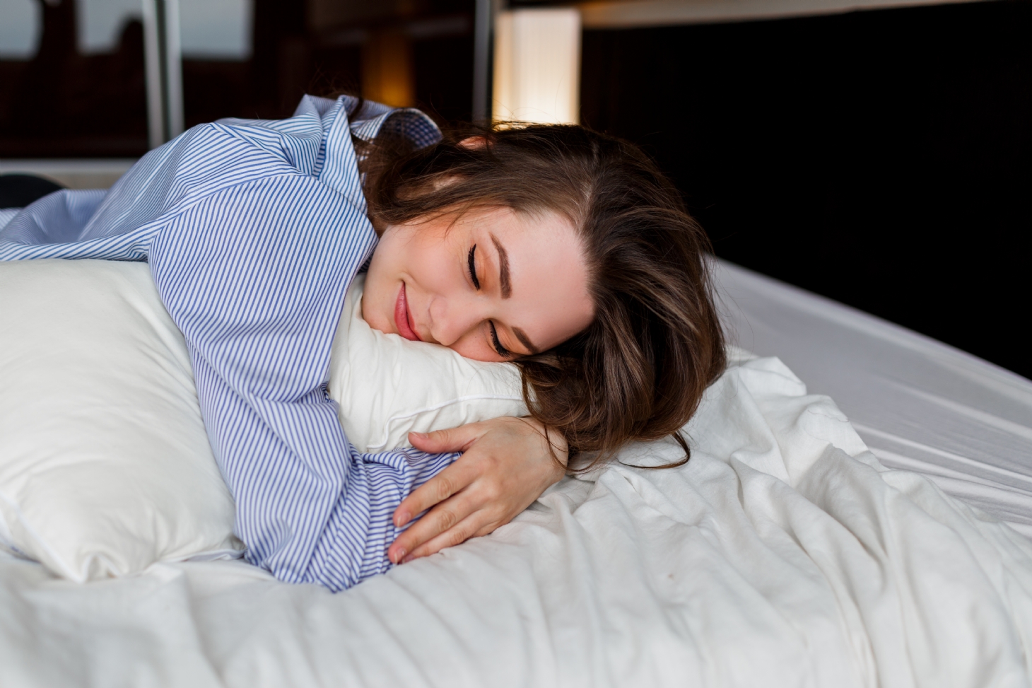 Dormir pode causar rugas? | Jornal da Orla