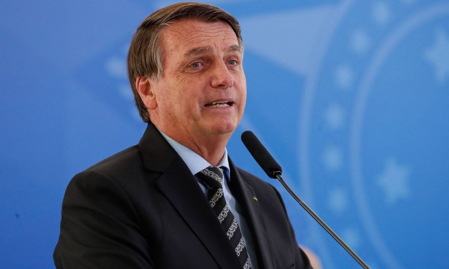 Bolsonaro sanciona PL de apoio a estados e municípios endividados | Jornal da Orla