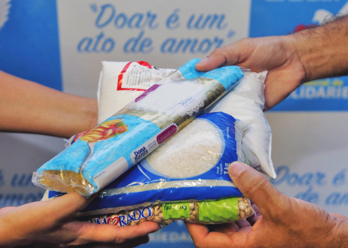 Fundo Social de Guarujá lança a chr39Campanha Adote uma Famíliachr39 | Jornal da Orla