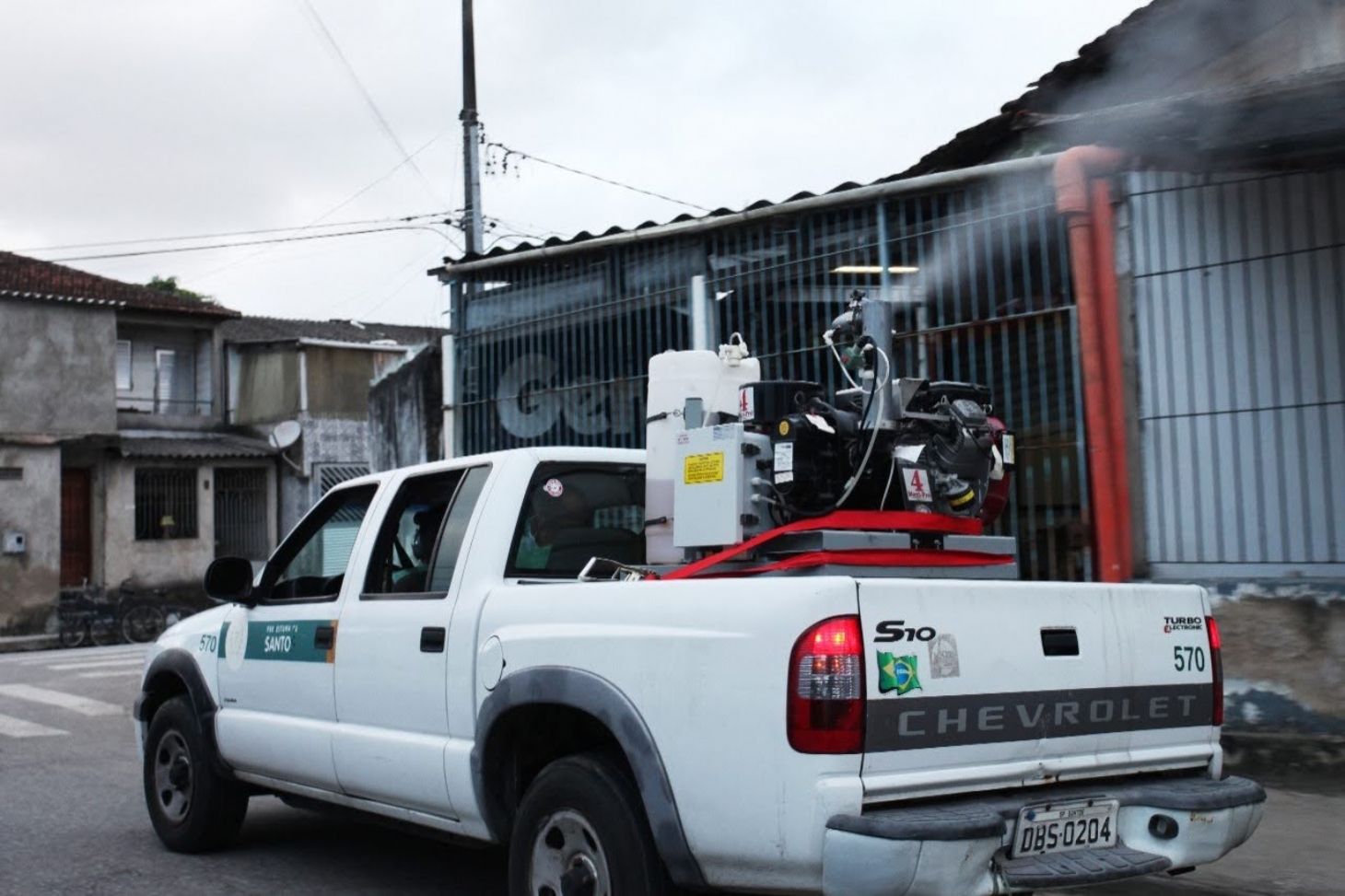 Fumacê contra o Aedes aegypti será realizado no Rádio Clube e Castelo