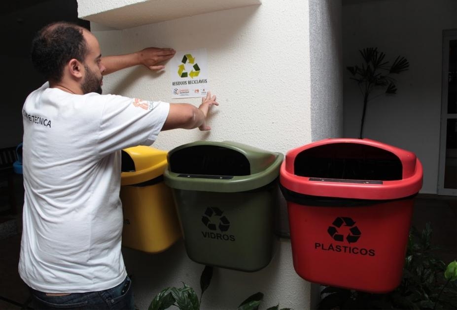 Limpeza de condomínios é liberada em Santos para combater o Aedes