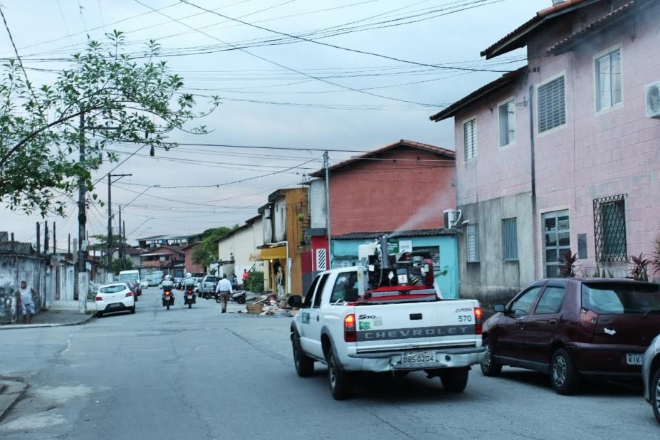 Fumacê contra o Aedes será usado quatro bairros de Santos