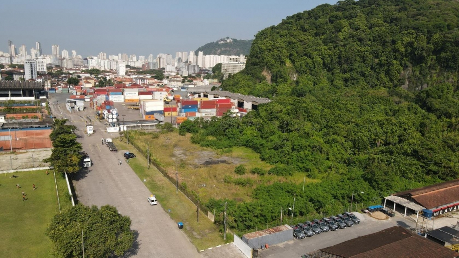 Santos recebe terreno para construir moradias a 300 famílias | Jornal da Orla