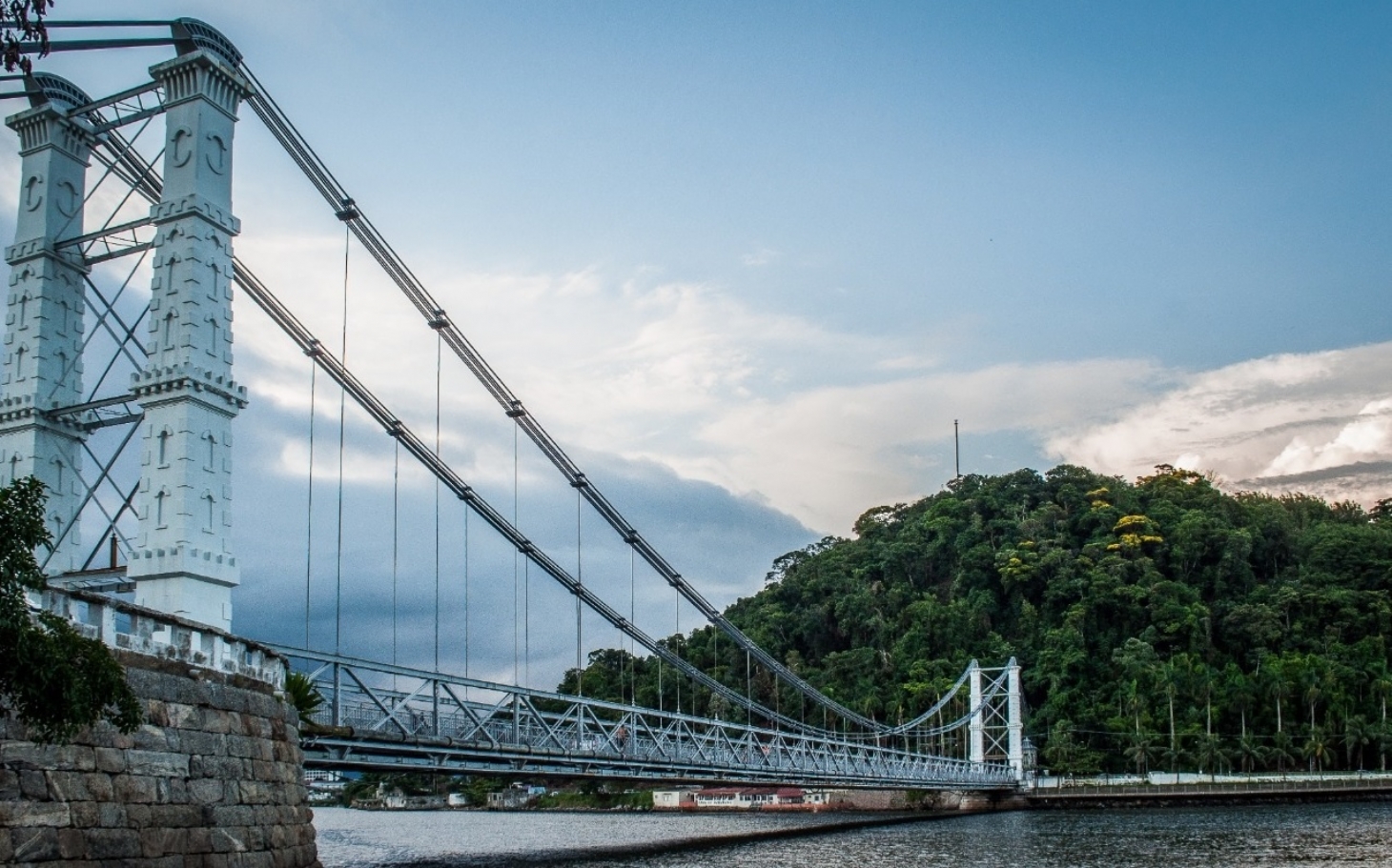 Ponte Pênsil completa 107 anos | Jornal da Orla