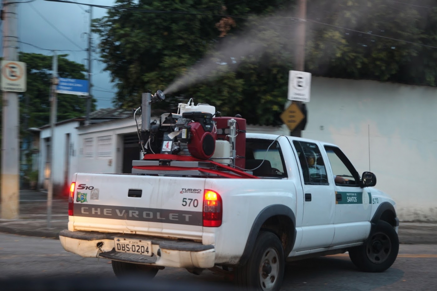 Mais um bairro de Santos terá fumacê contra o Aedes nesta semana | Jornal da Orla