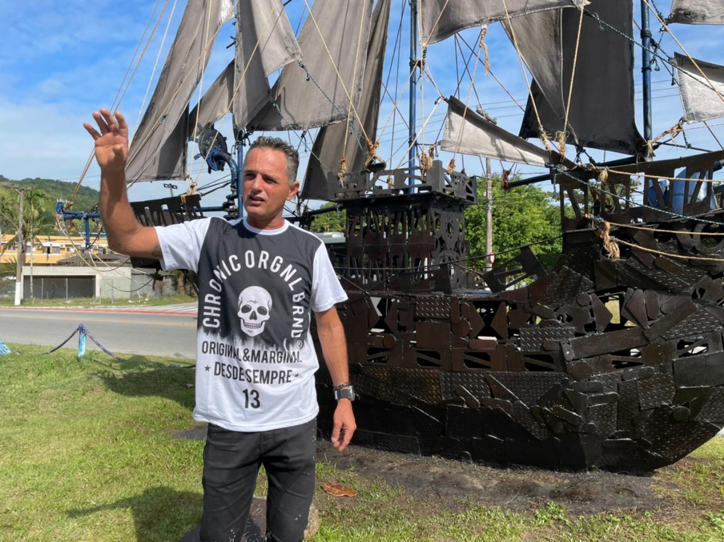 Caravela instalada no bairro Pernambuco pode se tornar patrimônio de Guarujá