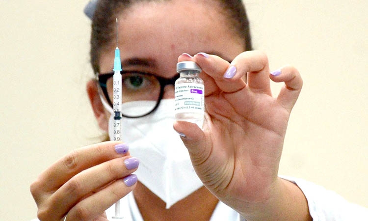 Maiores de 18 anos com comorbidades devem agendar vacina em Itanhaém