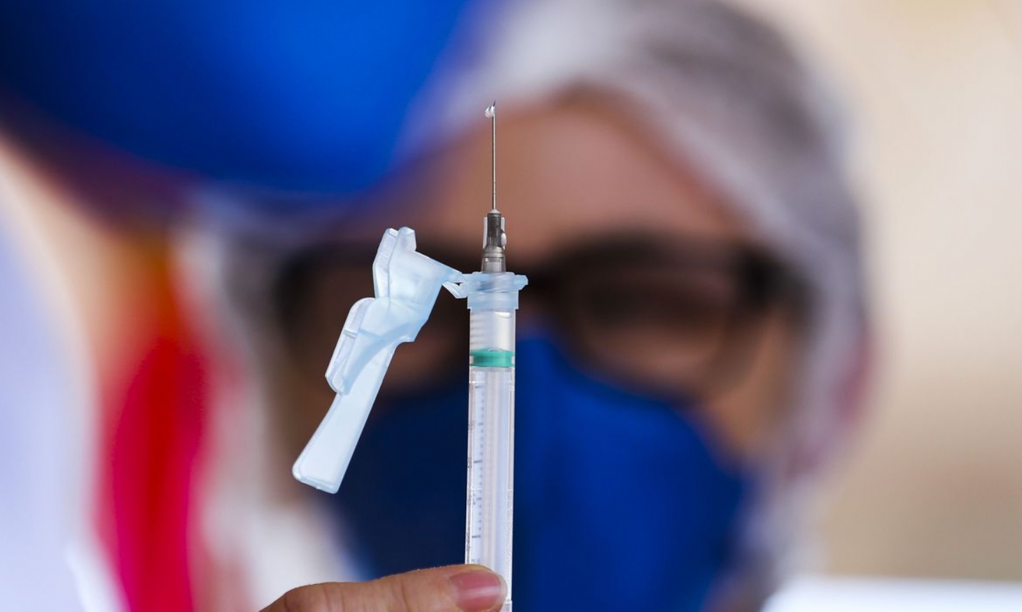 Governo de SP antecipa calendário de vacinação contra covid-19 | Jornal da Orla
