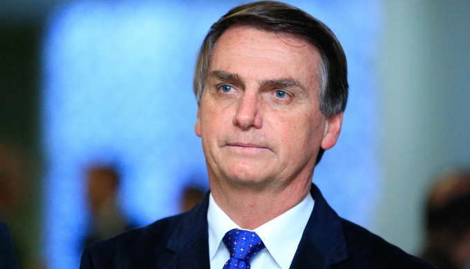 Para onde vai o Jair?