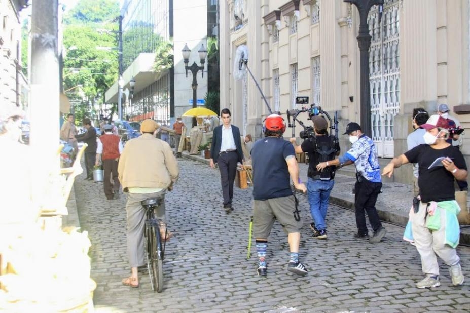 Centro de Santos é cenário para série sobre apresentador de TV | Jornal da Orla